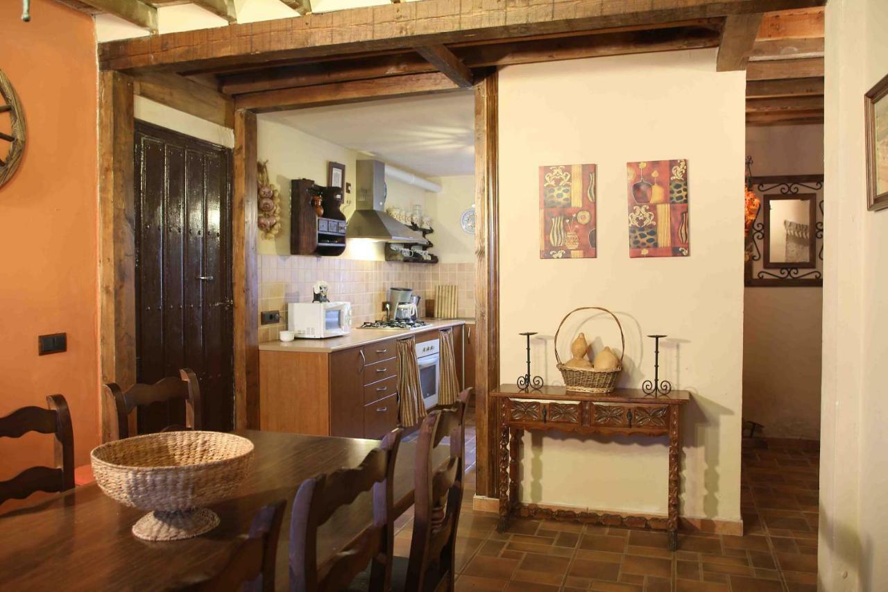 Gasthaus La Casa Del Abuelo Simon Fuente el Sauz Exterior foto